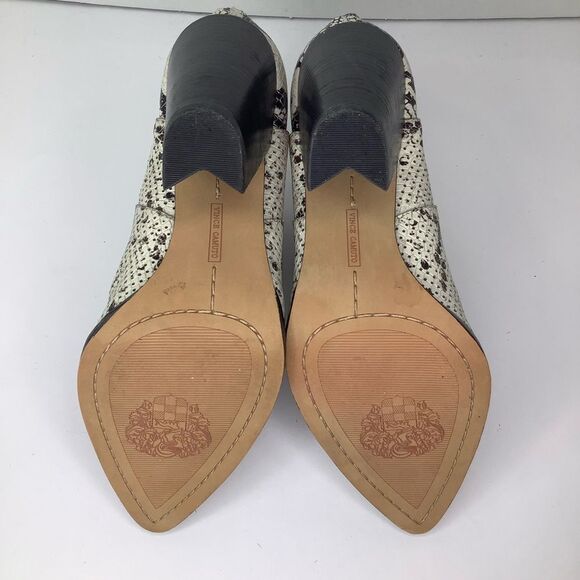 Vince Camuto Snakeskin Pointy Toe Black/White Women’s Ankle Booties Sz 7M - Picture 8 of 11